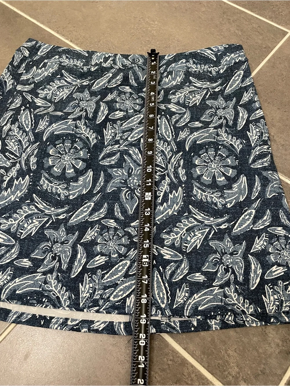 RipSkirt Hawaii Length 2 skirt with pockets size Large